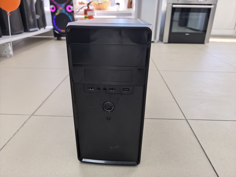 Системный блок Noname; Ryzen 5 3400G, Radeon RX Vega 11, 8 Гб, 500 Гб, Нет