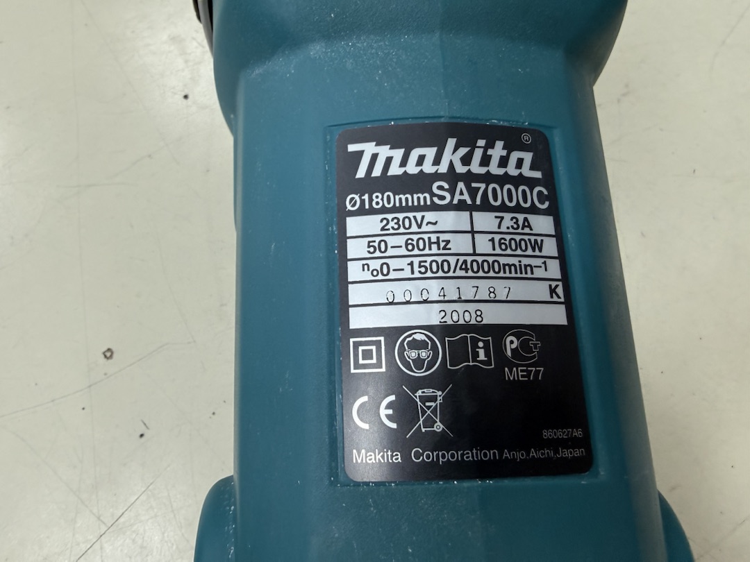 Угловая шлифмашина Makita 9069/230