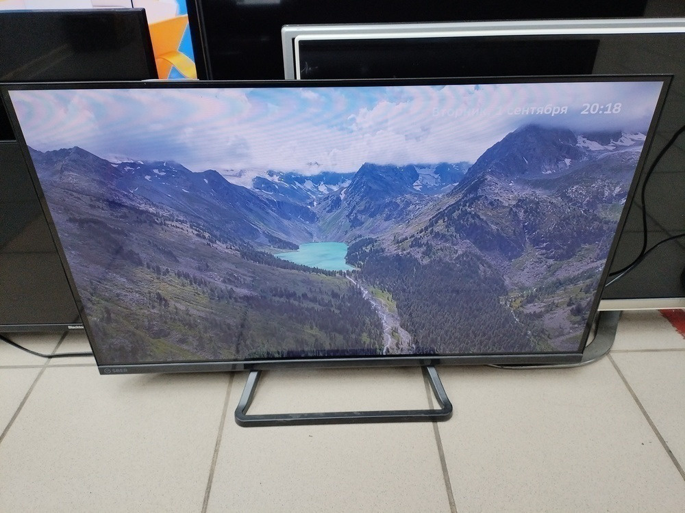 LED Телевизор SBER SDX-32F2137