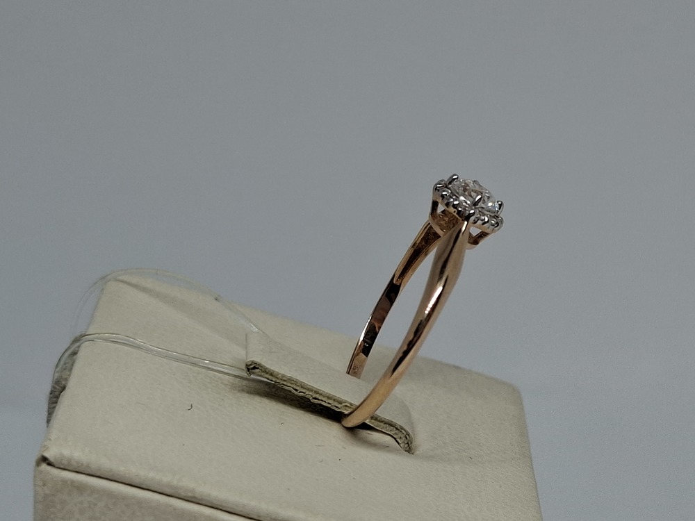 КОЛЬЦО С КАМНЯМИ (Au 585)