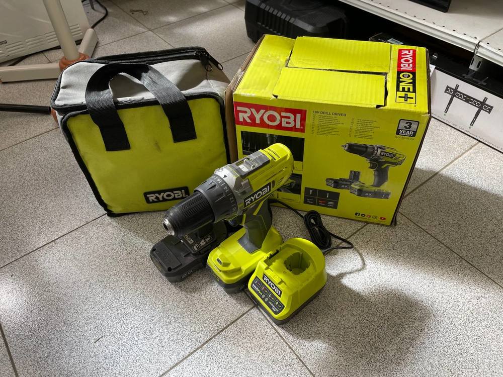 Шуруповерт Ryobi R18DD3;
