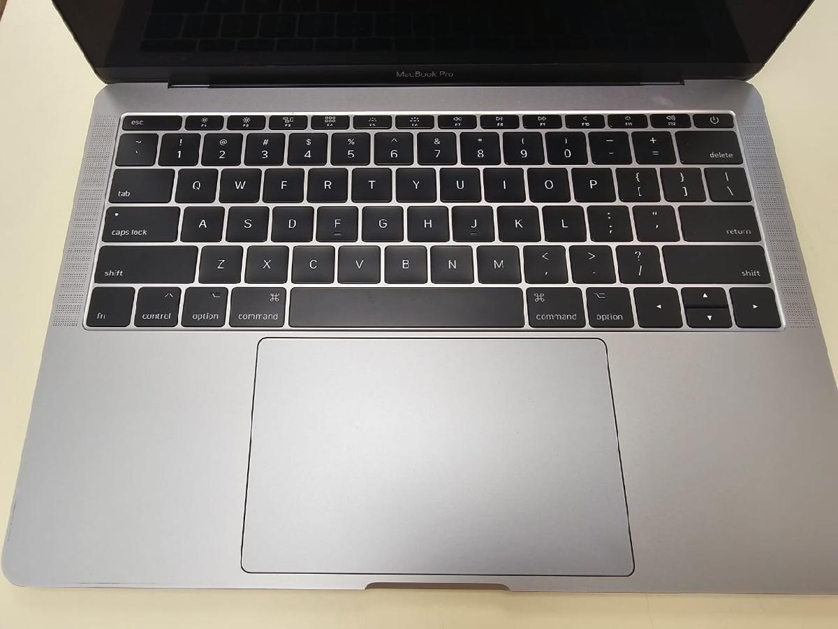 Ноутбук Apple MacBook Pro (13 дюймов, 2017 г., два порта Thunderbolt 3)