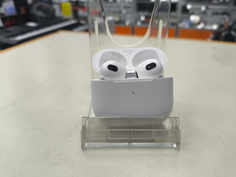Наушники беспроводные Apple AirPods 3 Lightning