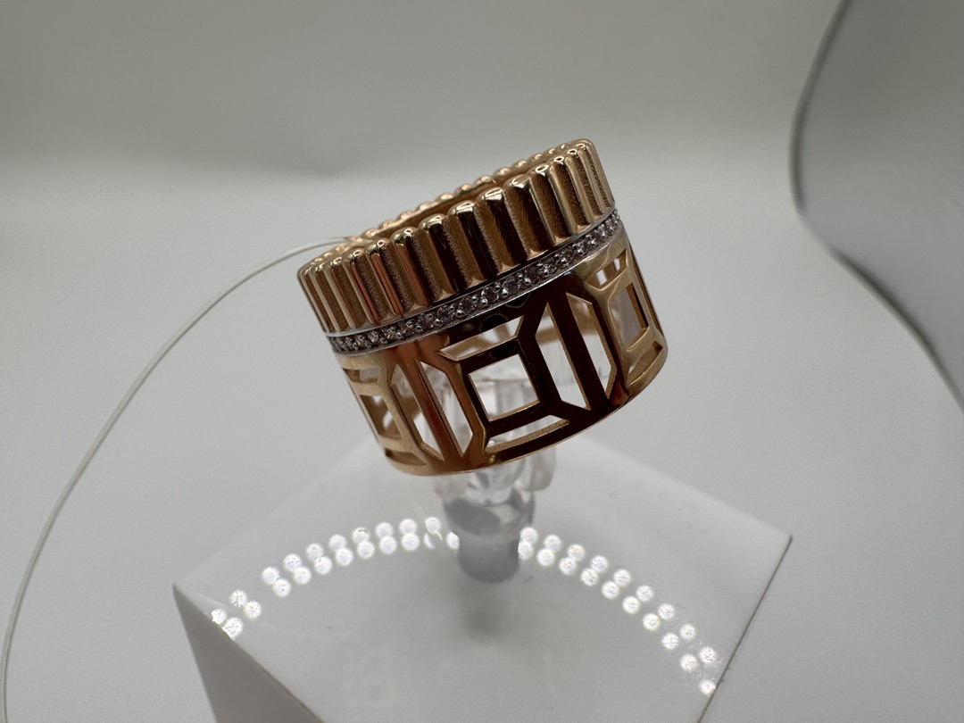 КОЛЬЦО С КАМНЯМИ (Au 585)