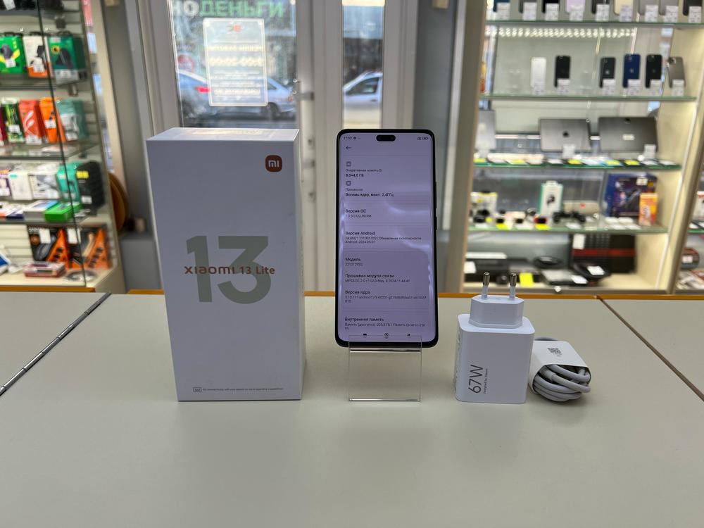 Смартфон Xiaomi 13 lite 8/256