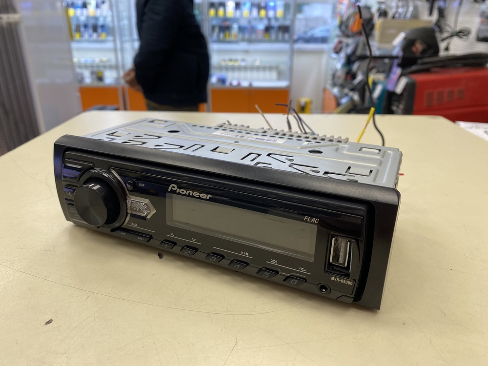 Автомагнитола Pioneer MVH-09UBG