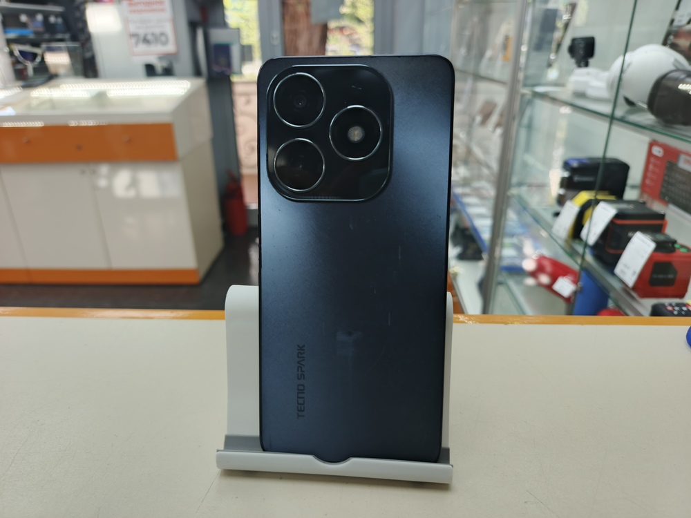 Смартфон Tecno Spark 20 8/256