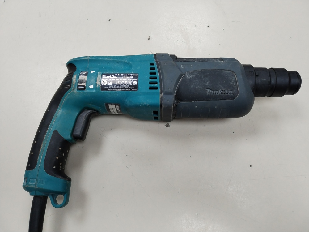 Перфоратор Makita HR2470