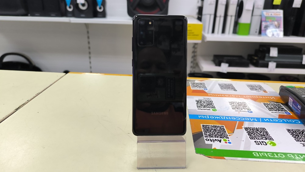 Смартфон Samsung Galaxy S20 Plus