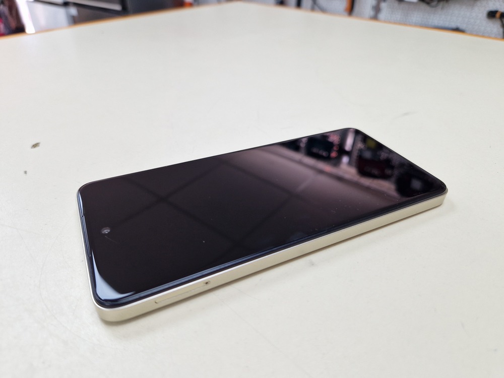 Смартфон Tecno Spark 20C 4/128