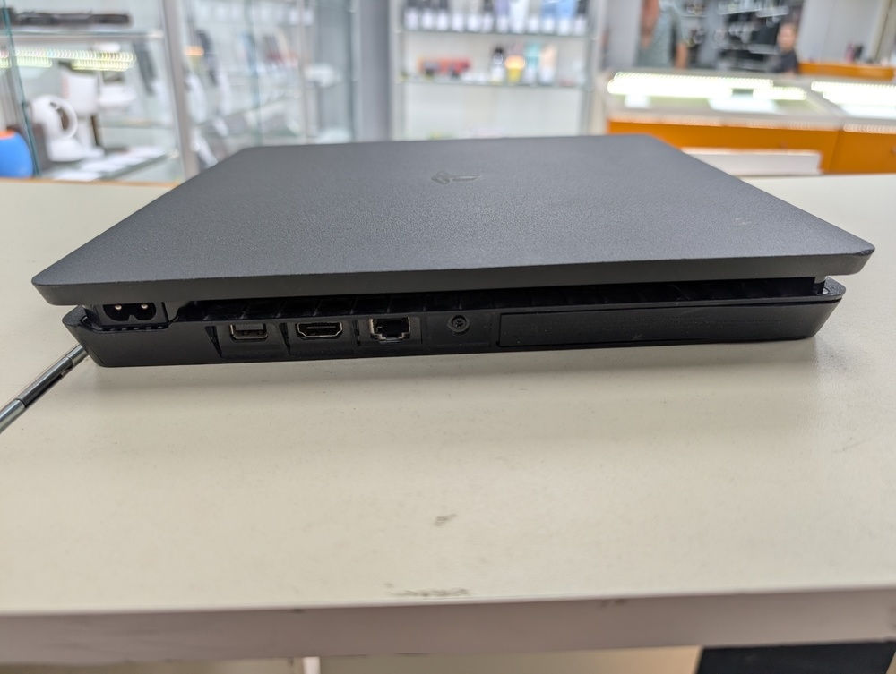 Игровая приставка PlayStation 4 Slim 1Tb