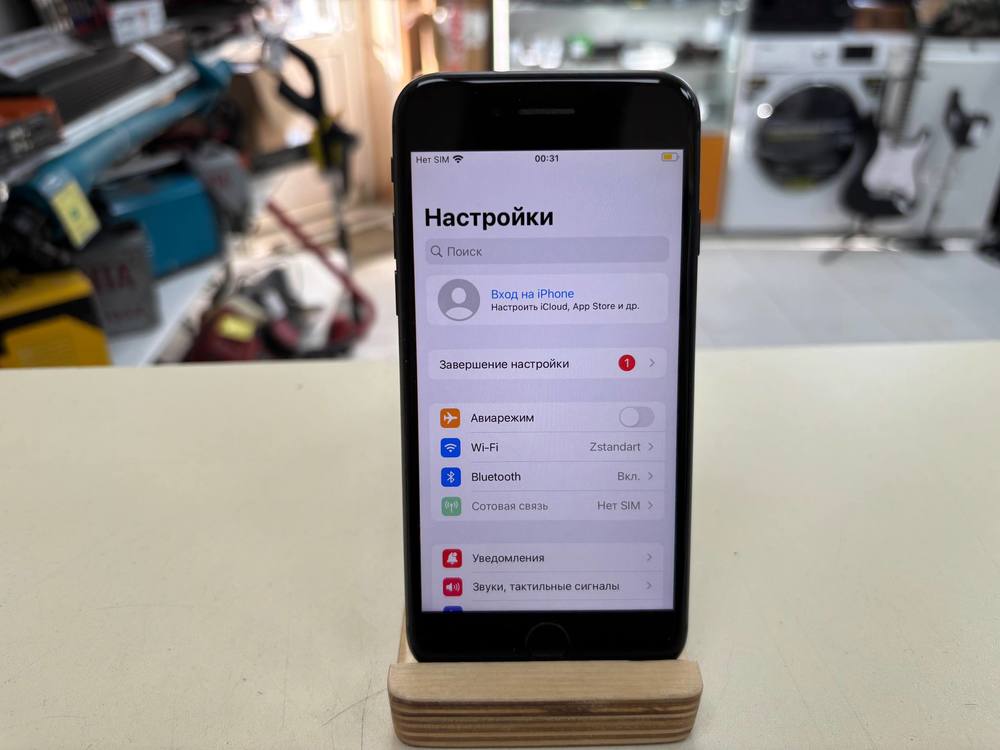 Смартфон Apple iPhone 8 64Gb