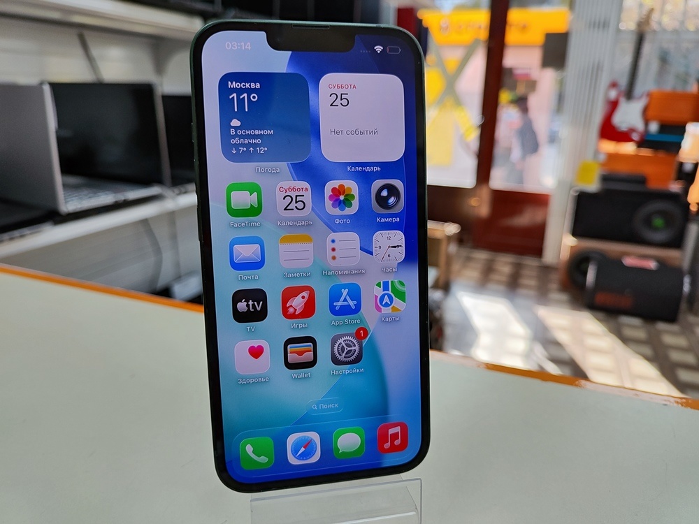 Смартфон Apple iPhone 13 128Gb