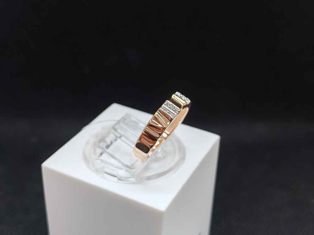 КОЛЬЦО С КАМНЯМИ (Au 585)