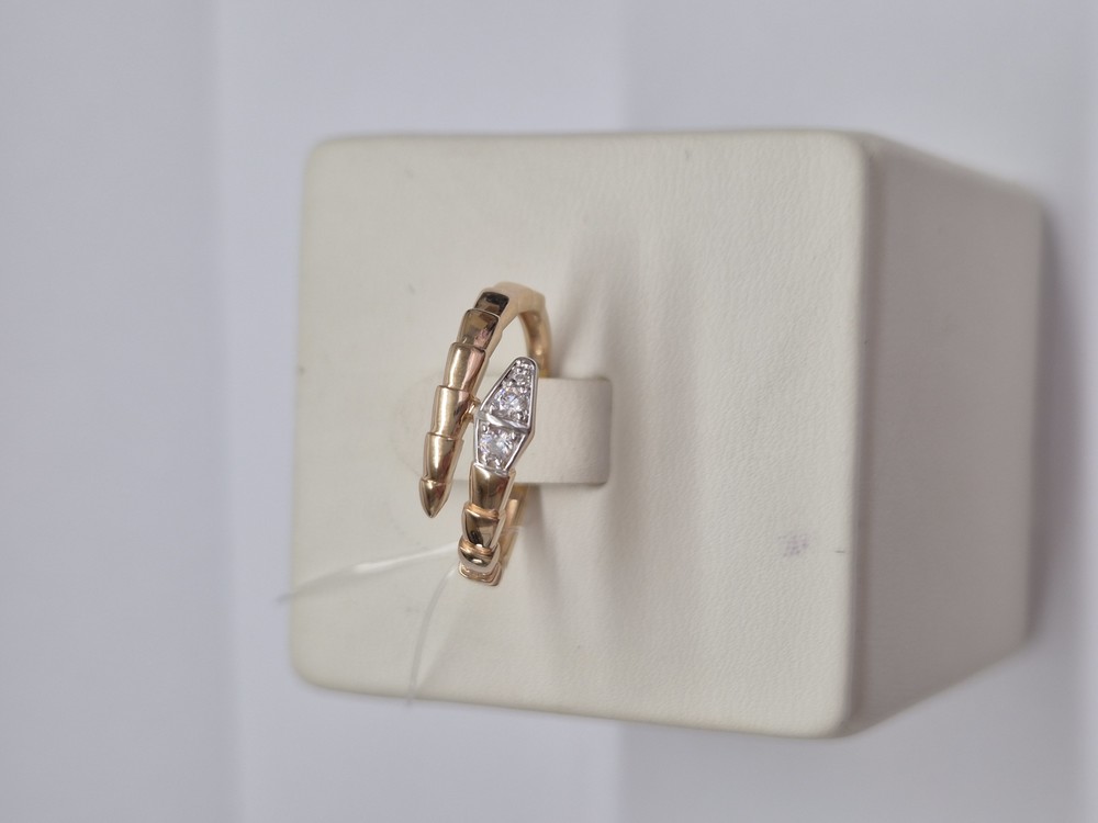 КОЛЬЦО С КАМНЯМИ (Au 585)