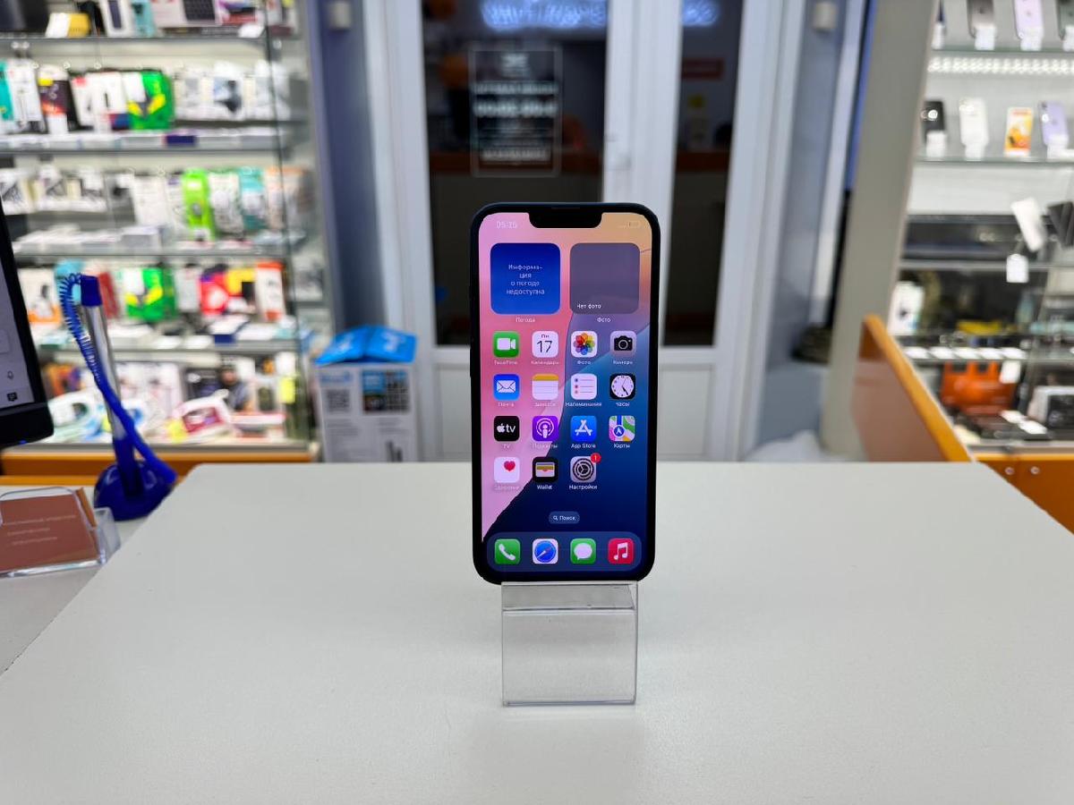 Смартфон Apple iPhone 13 128Gb