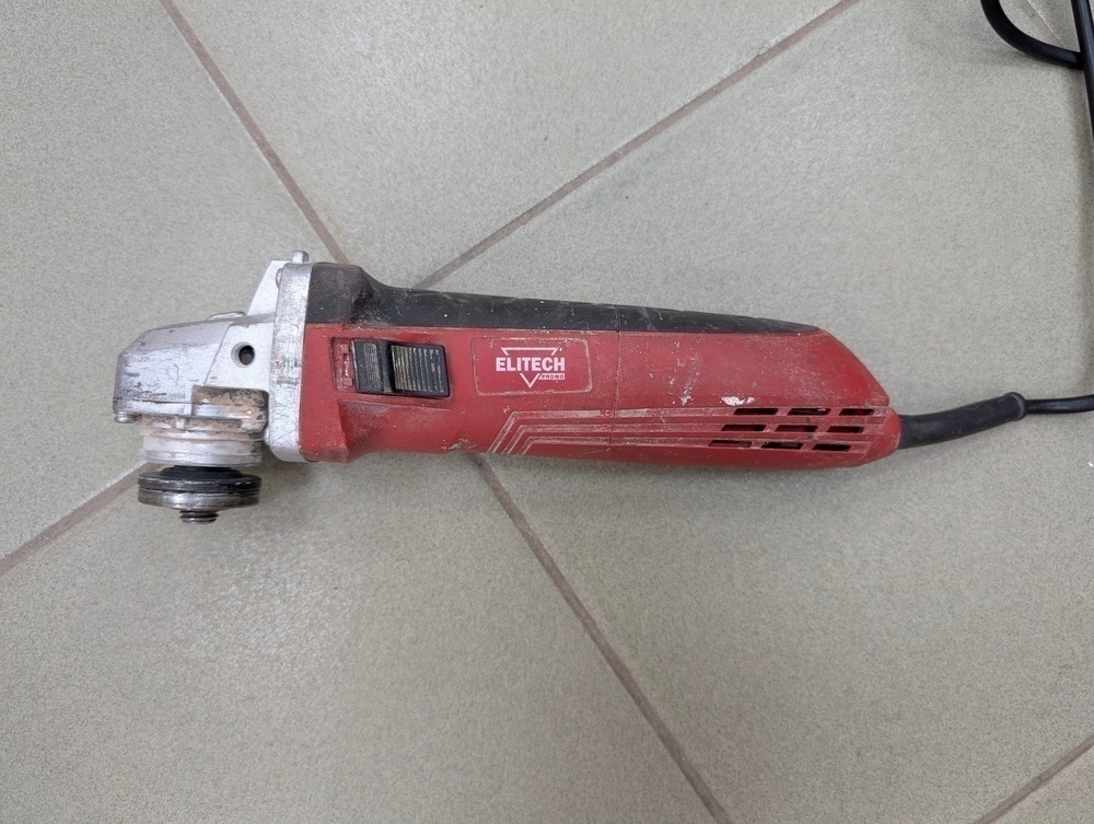 Угловая шлифмашина Elitech МШУ 0912;