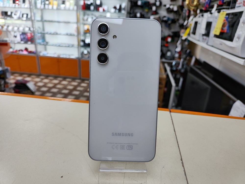 Смартфон Samsung Galaxy A54 6/128