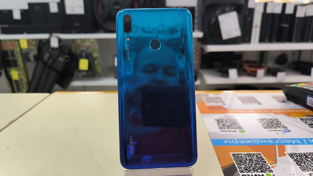 Смартфон Huawei Y7 (2019)