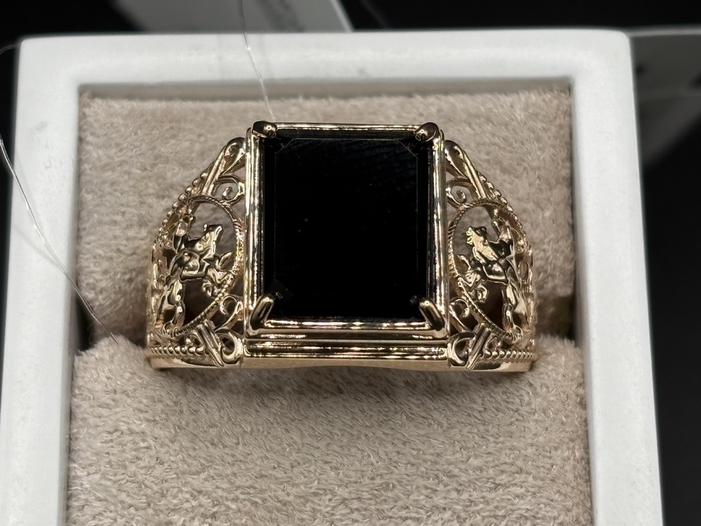 КОЛЬЦО ПЕЧАТКА с камнем (Au 585)