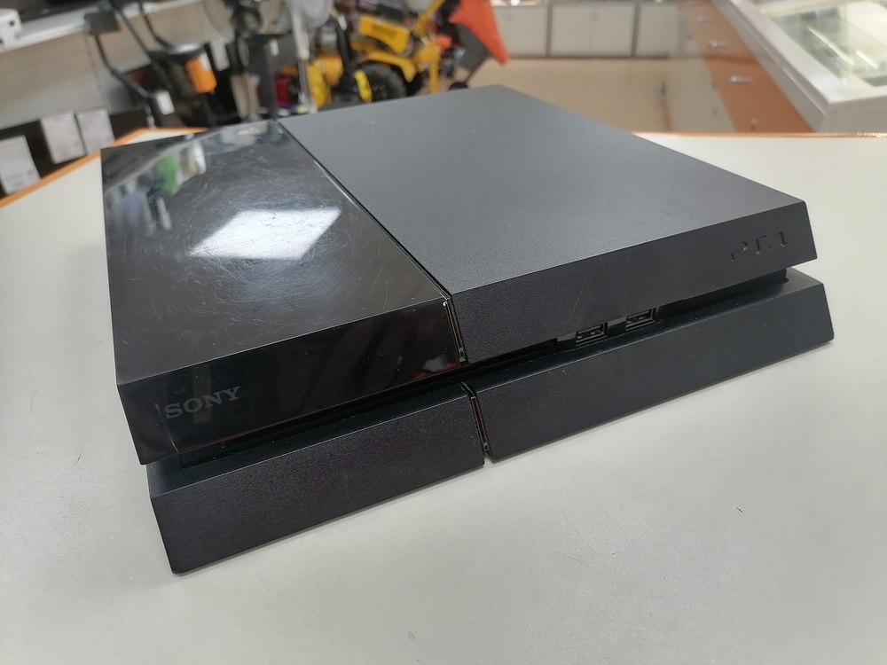 Игровая приставка PlayStation 4 FAT 500GB Игровая приставка PlayStation 4 FAT 500GB