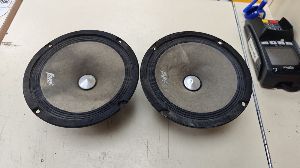 Автоакустика передняя AMP MASS FR65;