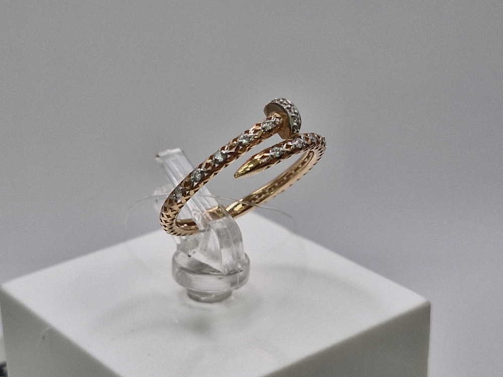 КОЛЬЦО С КАМНЯМИ (Au 585)