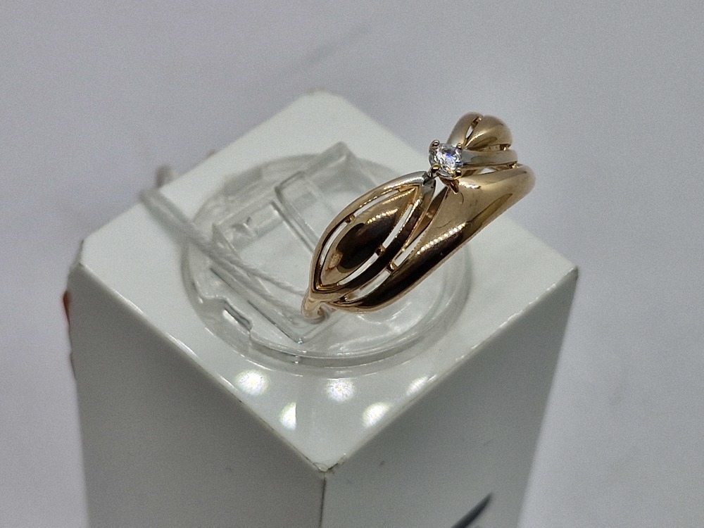 КОЛКМ585 КОЛЬЦО С КАМНЕМ (Au 585)