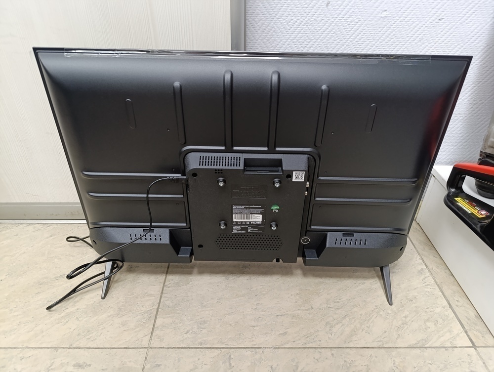 LED Телевизор SBER SDX-32H3113