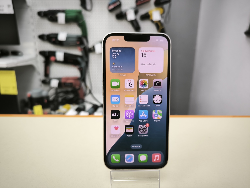 Смартфон Apple iPhone 13 128Gb