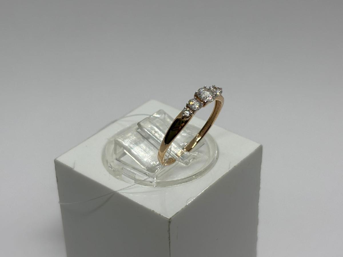 К13210595 КОЛЬЦО С КАМНЯМИ (Au 585)