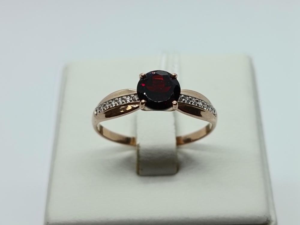 КОЛКМИ585 КОЛЬЦО С КАМНЯМИ (Au 585)