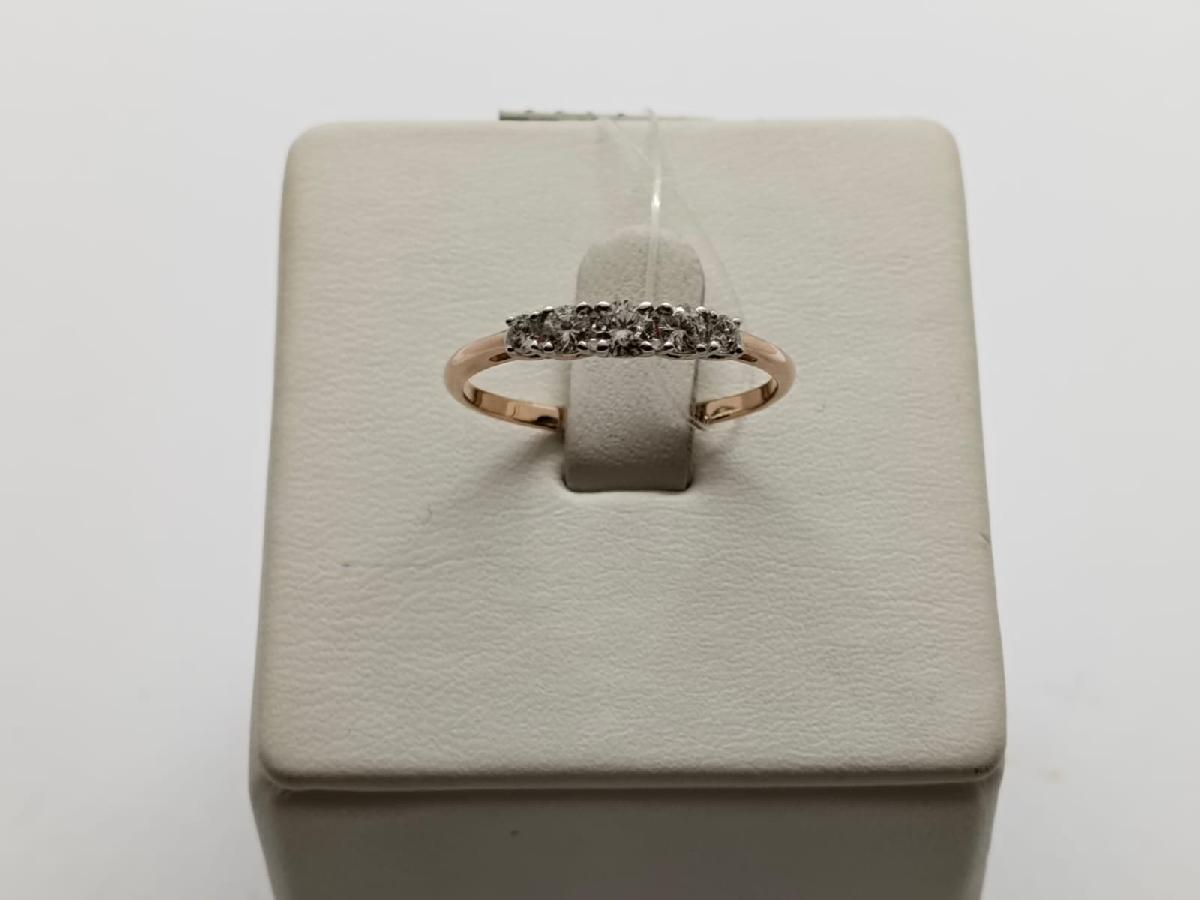 КОЛЬЦО С КАМНЯМИ (Au 585)