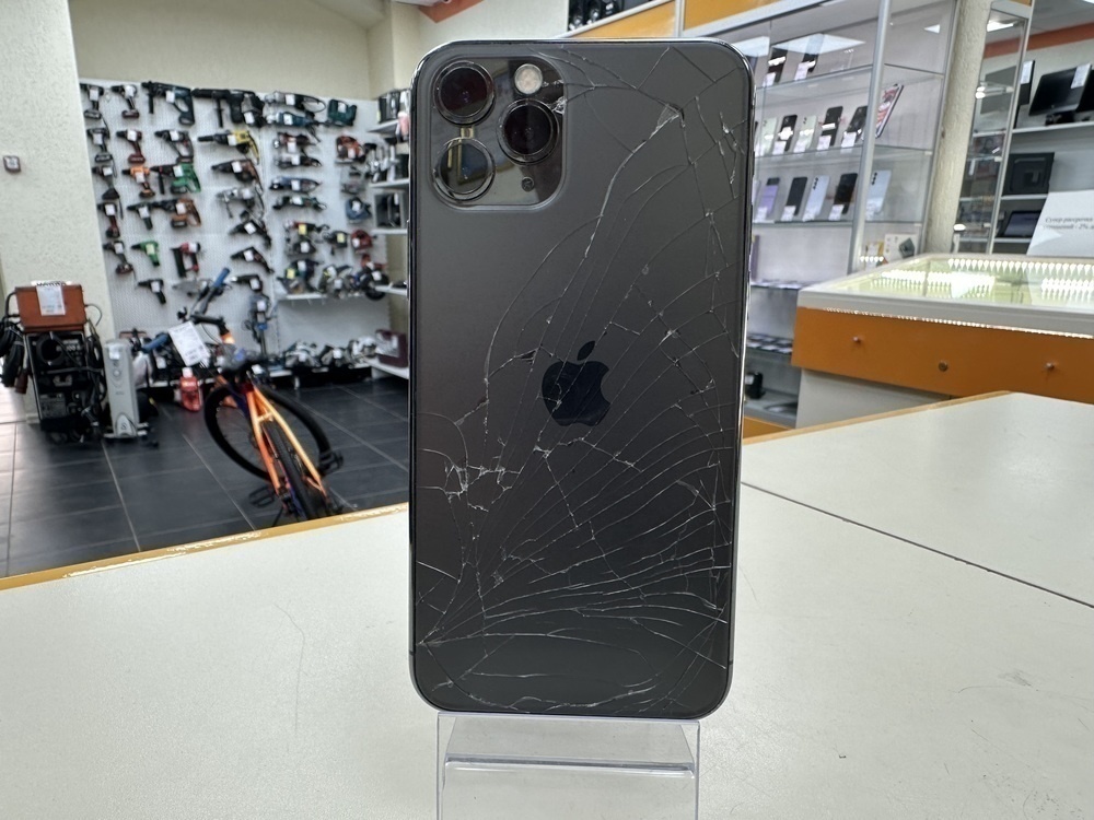 Смартфон Apple iPhone 11 Pro 64Gb