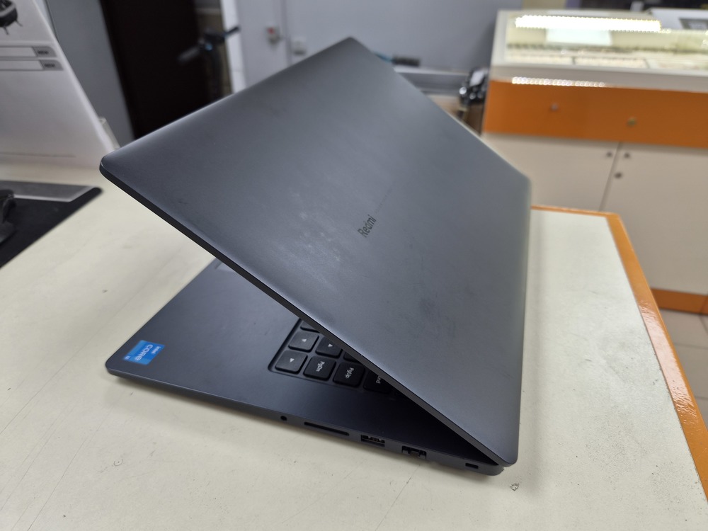 Ноутбук Xiaomi RedmiBook 15; Core I3-1115G4, Intel UHD Graphics, 8 Гб, 256 Гб, Нет