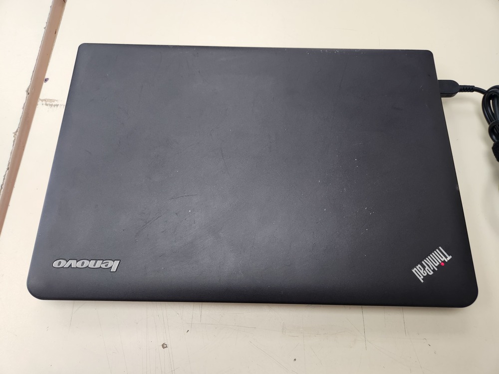 Ноутбук Lenovo THINKPAD E440; Core i5-4200M, GeForce GT 740M, 8 Гб, Нет, 1 Tb