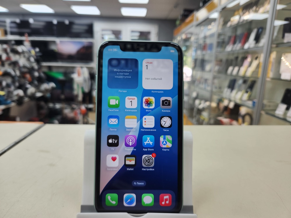 Смартфон Apple iPhone 11 64Gb