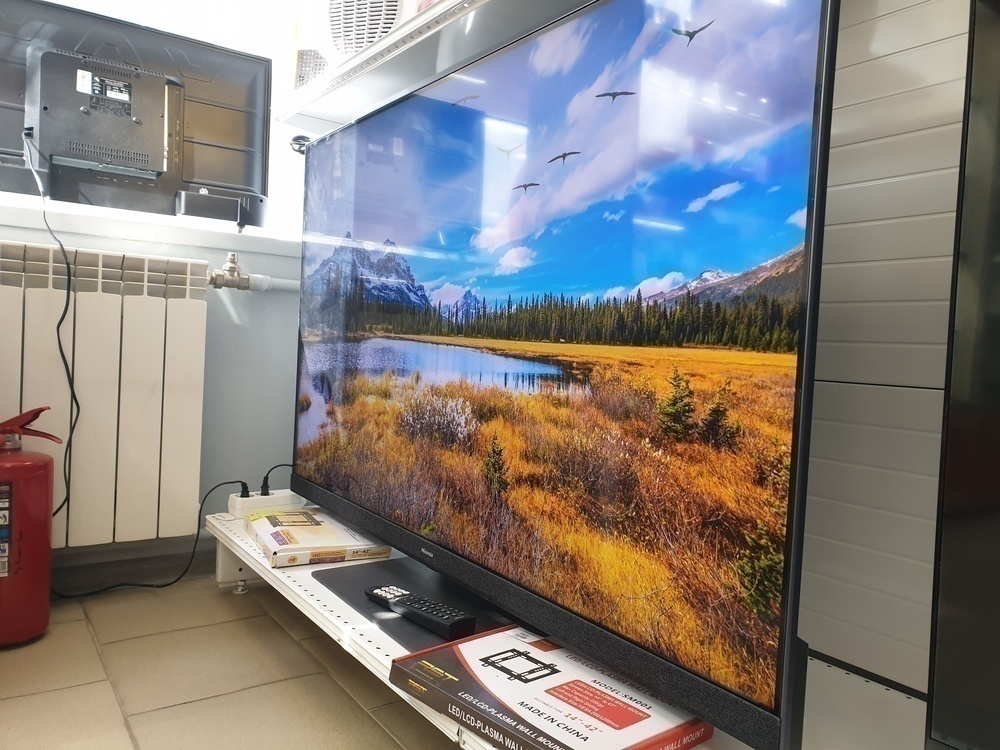 LED Телевизор Hisense 55U8HQ