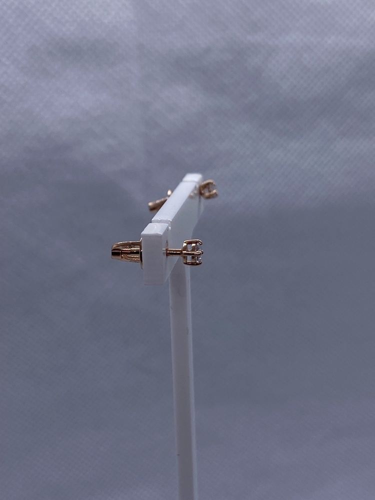 СЕРЬГИ ПУСЕТЫ с камнем (Au 585)