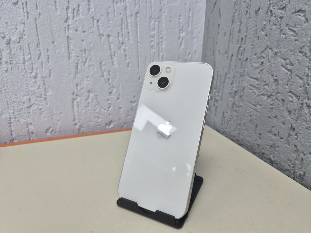 Смартфон Apple iPhone 13 128Gb