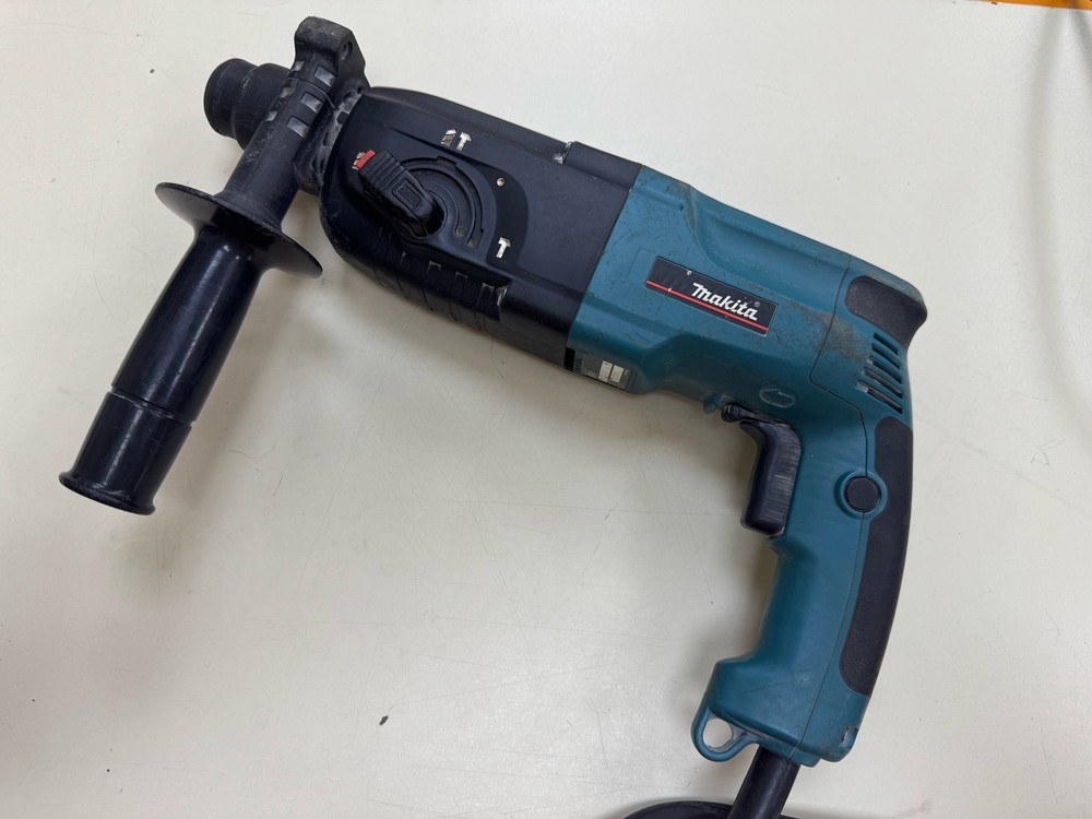 Перфоратор Makita HR-2450