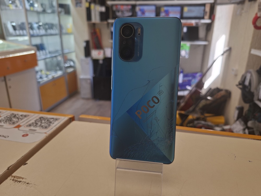 Смартфон Xiaomi Poco F3 6/128