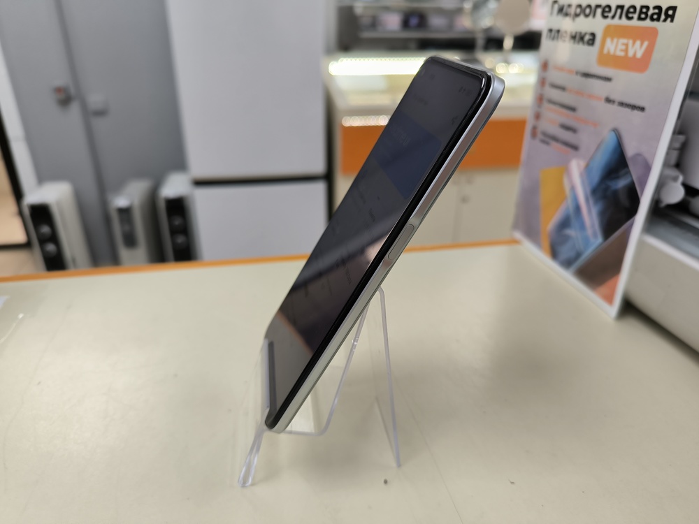 Смартфон Realme Narzo 30 4\128