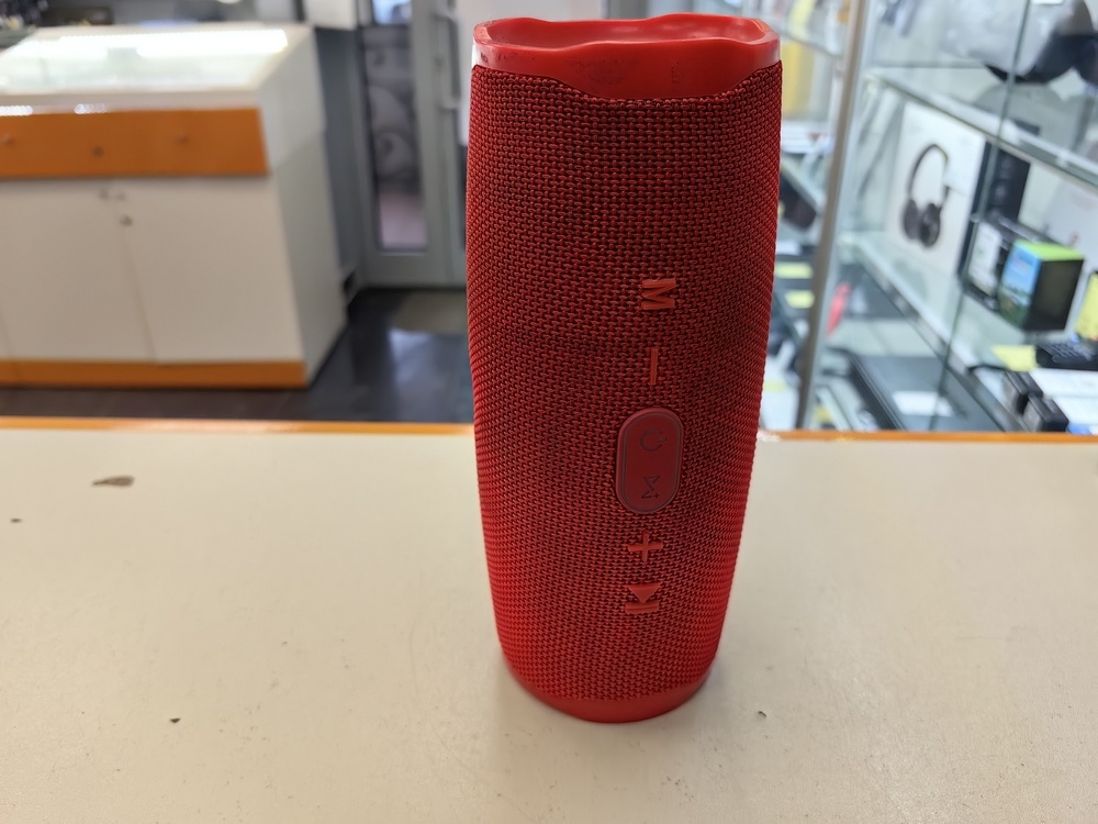 Умная колонка JBL Сlip4