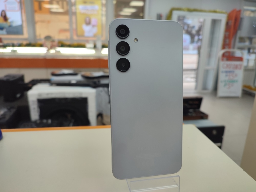 Смартфон Samsung Galaxy A16 6/128