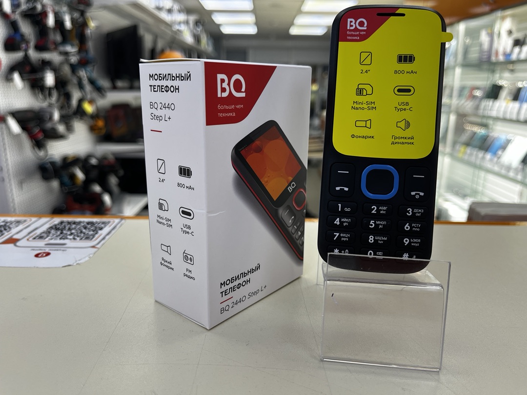 Мобильный телефон BQ 2440