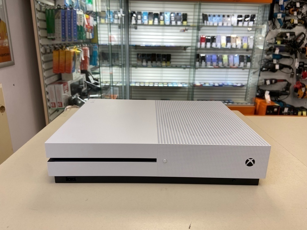 Игровая приставка Xbox One S 1TB