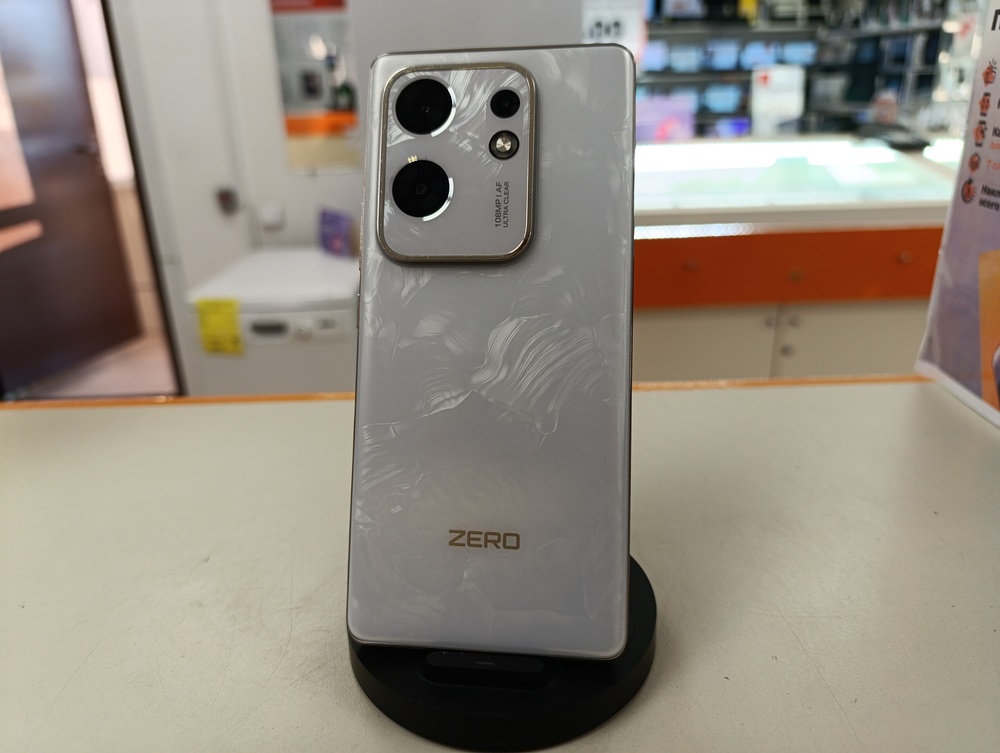 Смартфон Infinix ZERO 30 4G 8/256