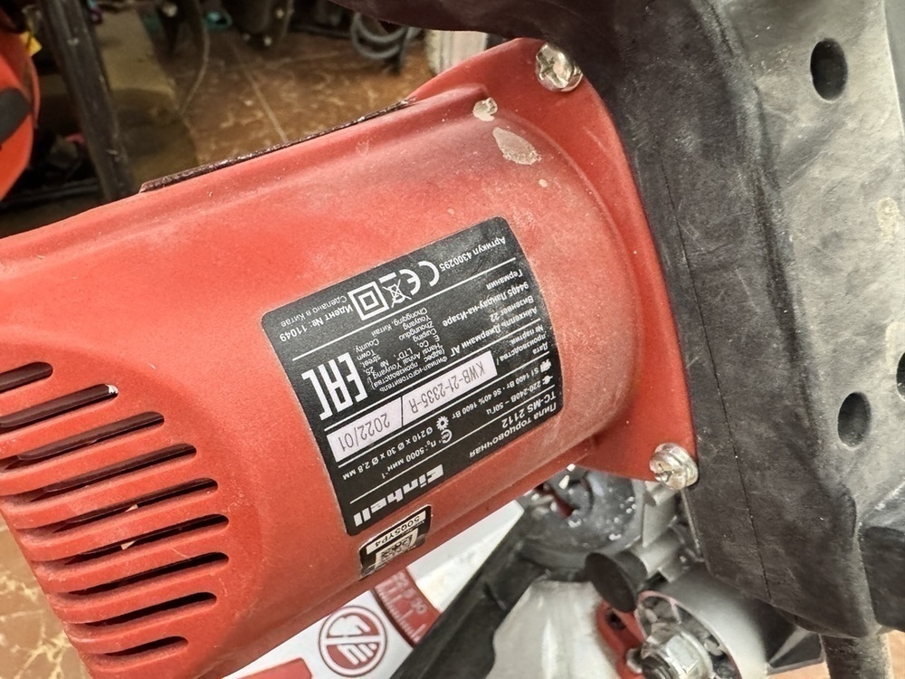 Торцовочная пила Elitech TC-MS2112