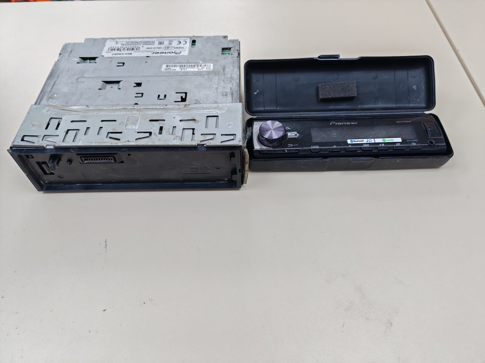 Автомагнитола Pioneer MVН-X580BT